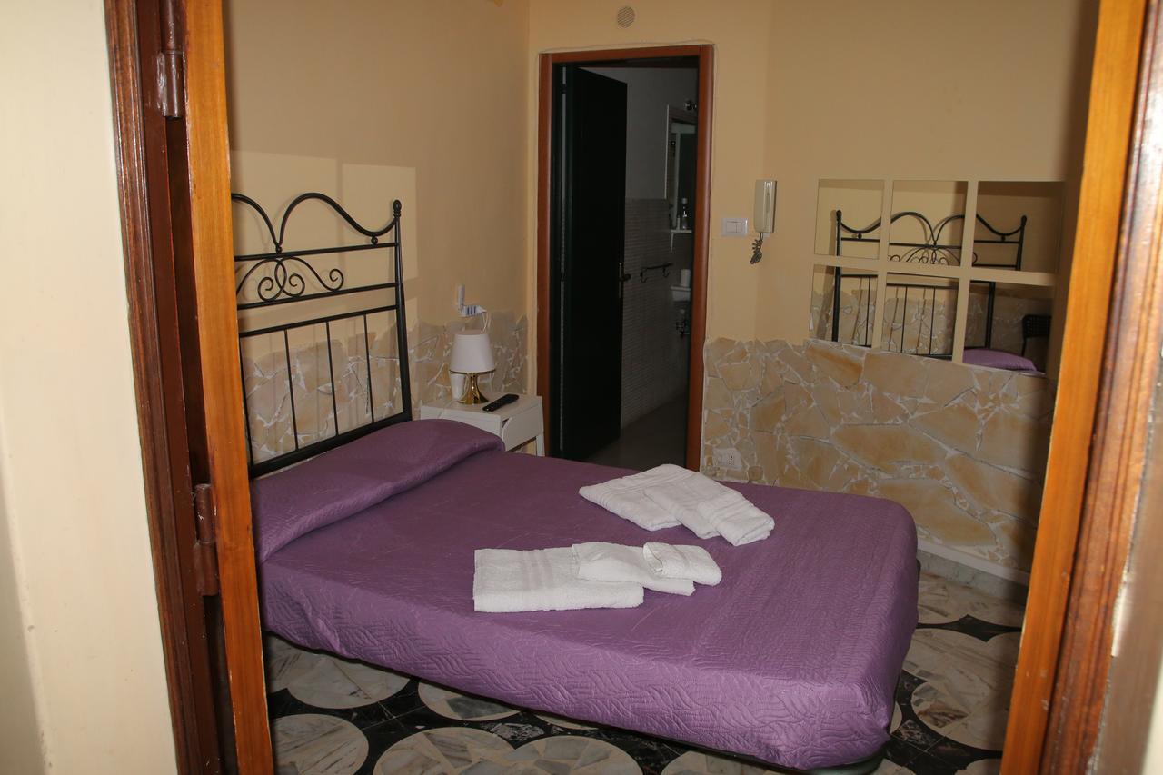 B&B Mascagni Catania-Fontanarossai nemzetközi repülőtér Kültér fotó
