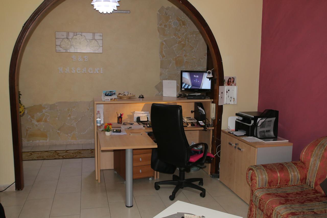 B&B Mascagni Catania-Fontanarossai nemzetközi repülőtér Kültér fotó